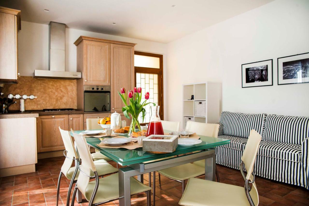 Casa Il Glicine A Due Passi Dal Centro Apartment เซียนา ภายนอก รูปภาพ